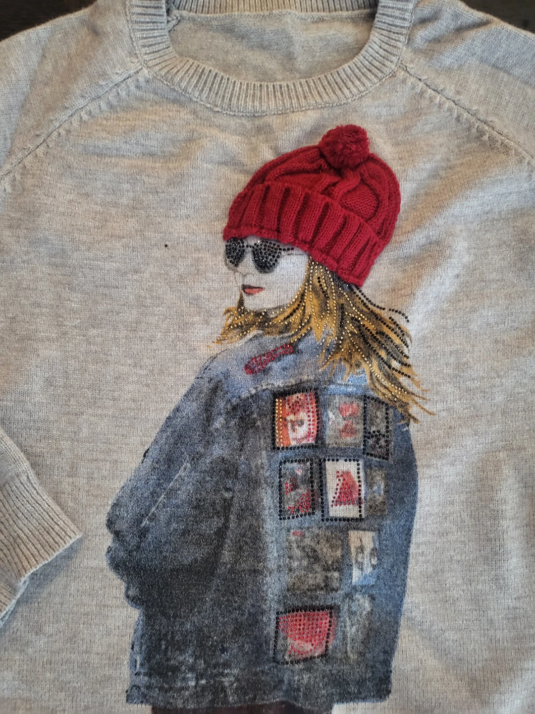 Grey knit sweater with embroidered graphic K-fashion - photo 2