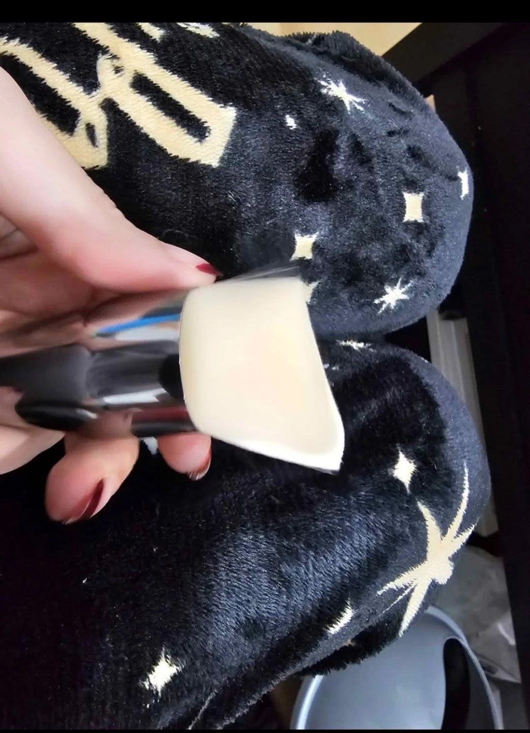 Huda Beauty Foundation Brush - photo 2