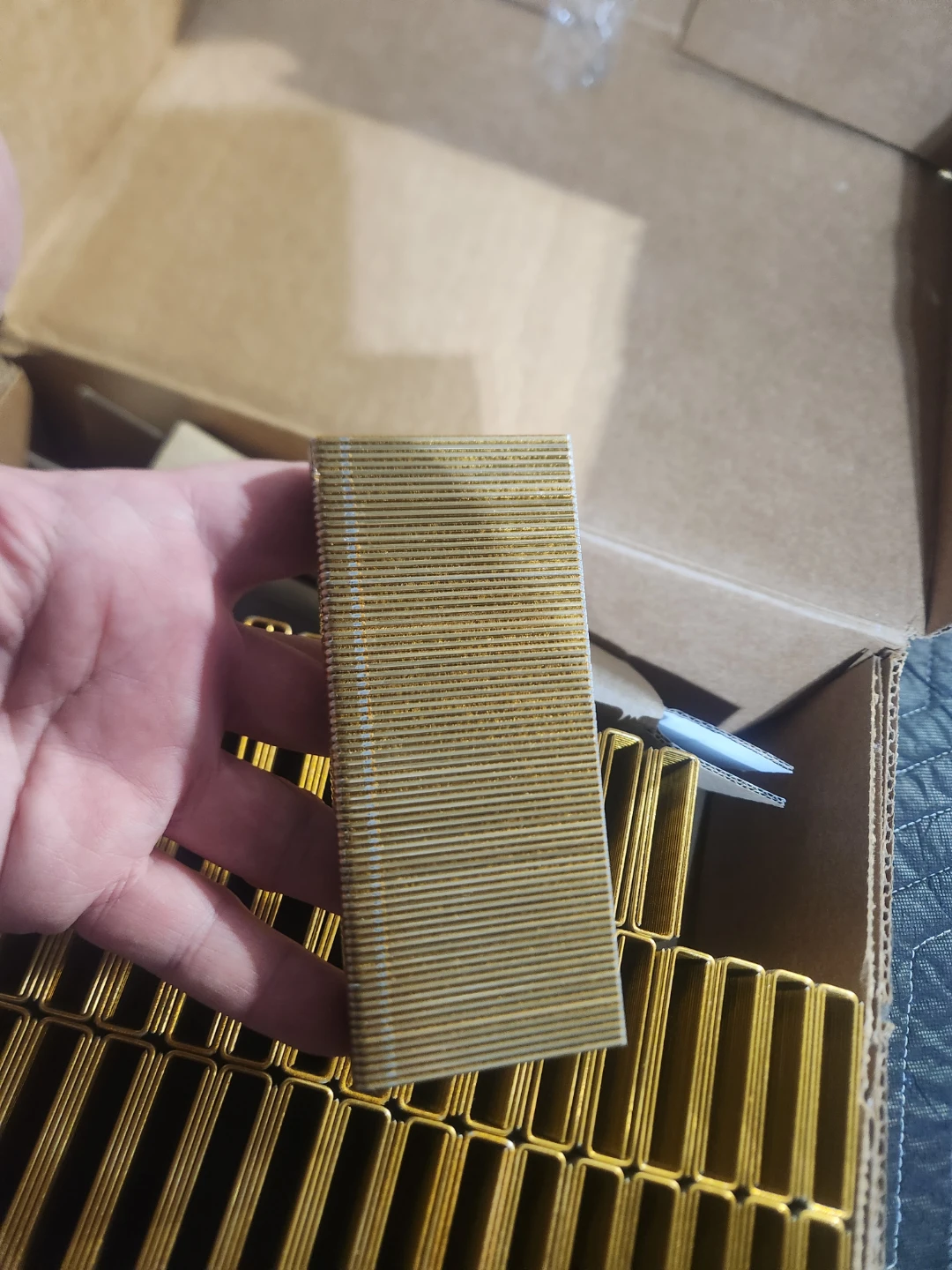 Bostitch 16 Gauge Staples 1.59mm - photo 5