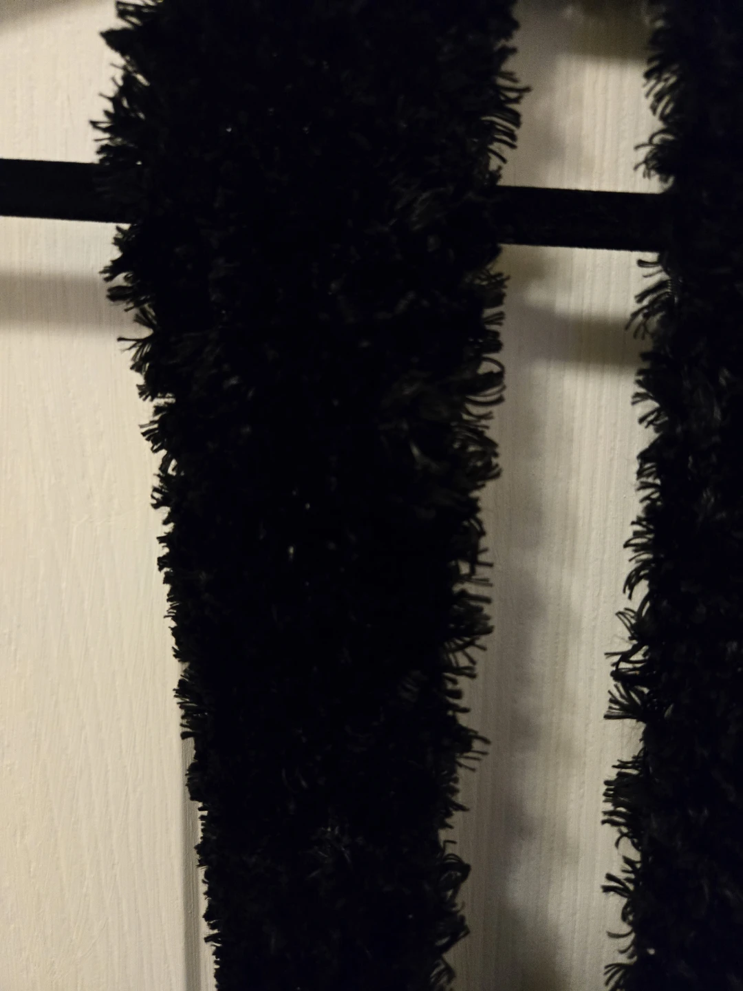 Black fuzzy infinity scarf - photo 2