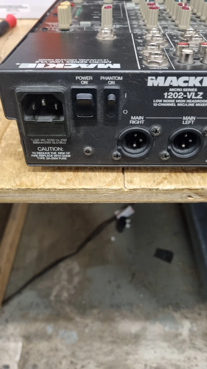 Mackie 1202-VLZ - photo 2