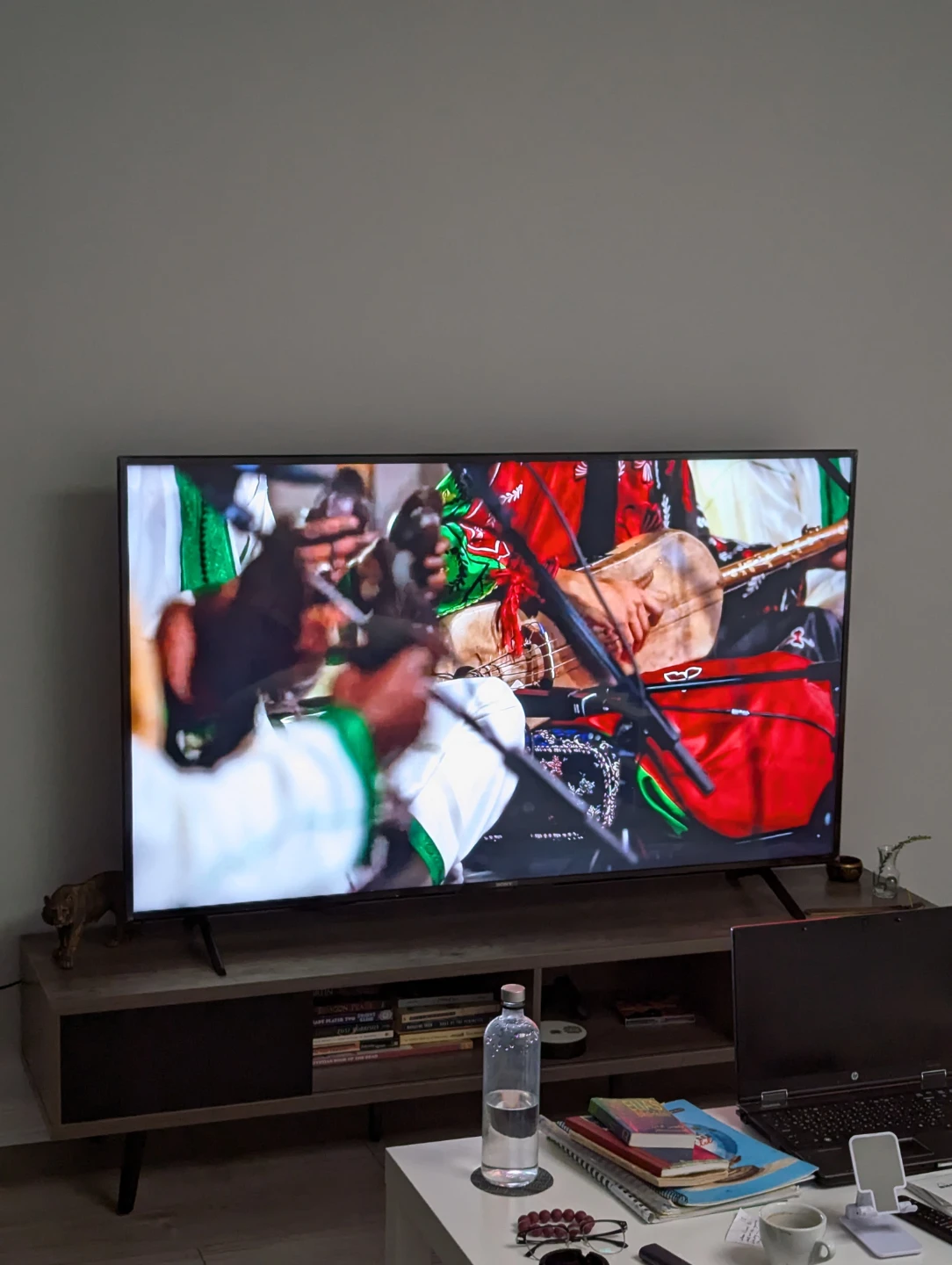 LG 4K UHD Smart TV