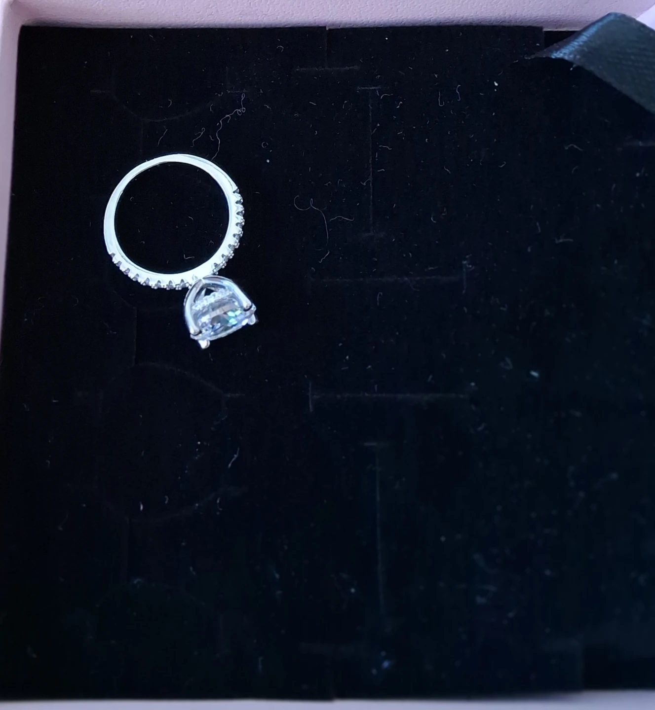 Sparkling Ring with Large Center Stone🧡 - photo 3