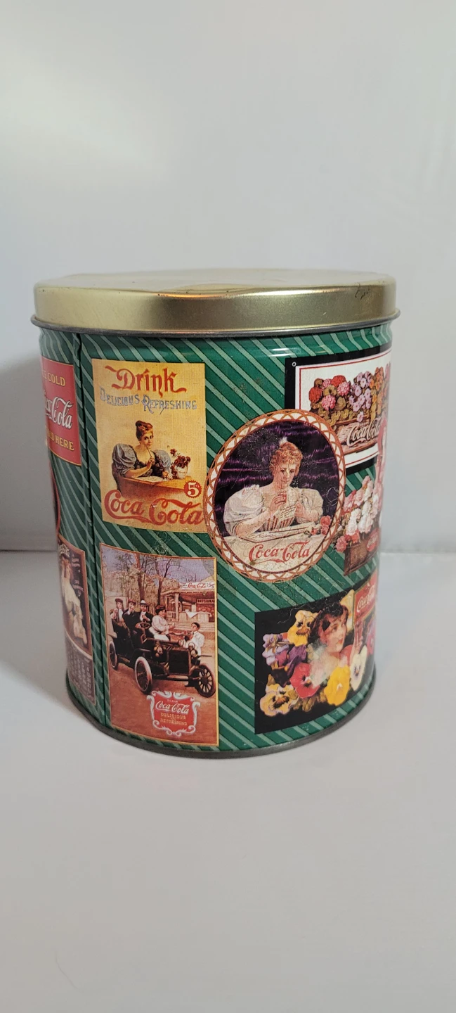 Coca-Cola Vintage Style Collectible Tin - photo 2