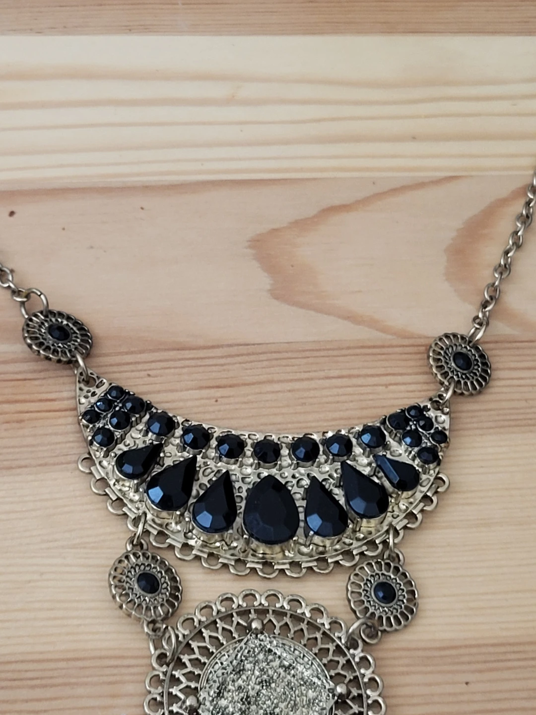 Statement Necklace with Black Gems and Filigree Detail - photo 2