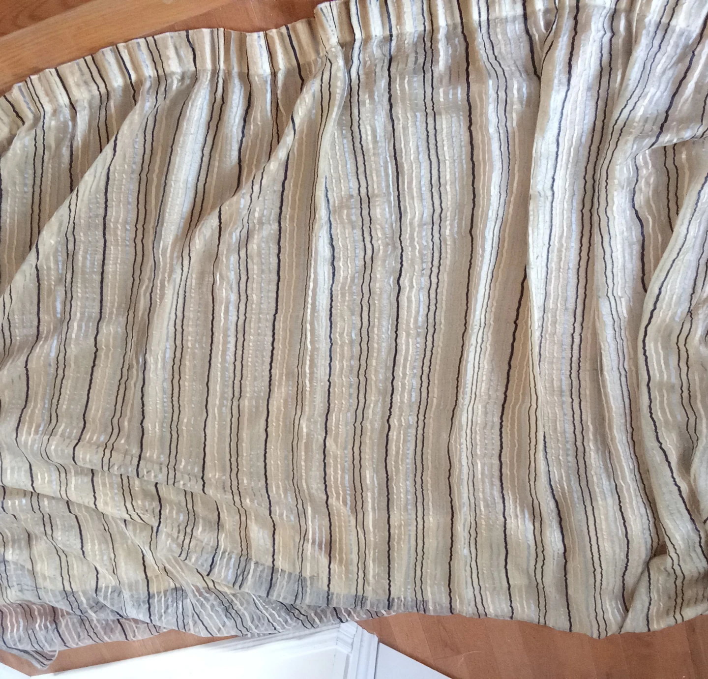 Curtain/ Photo Backdrop 138"x82"