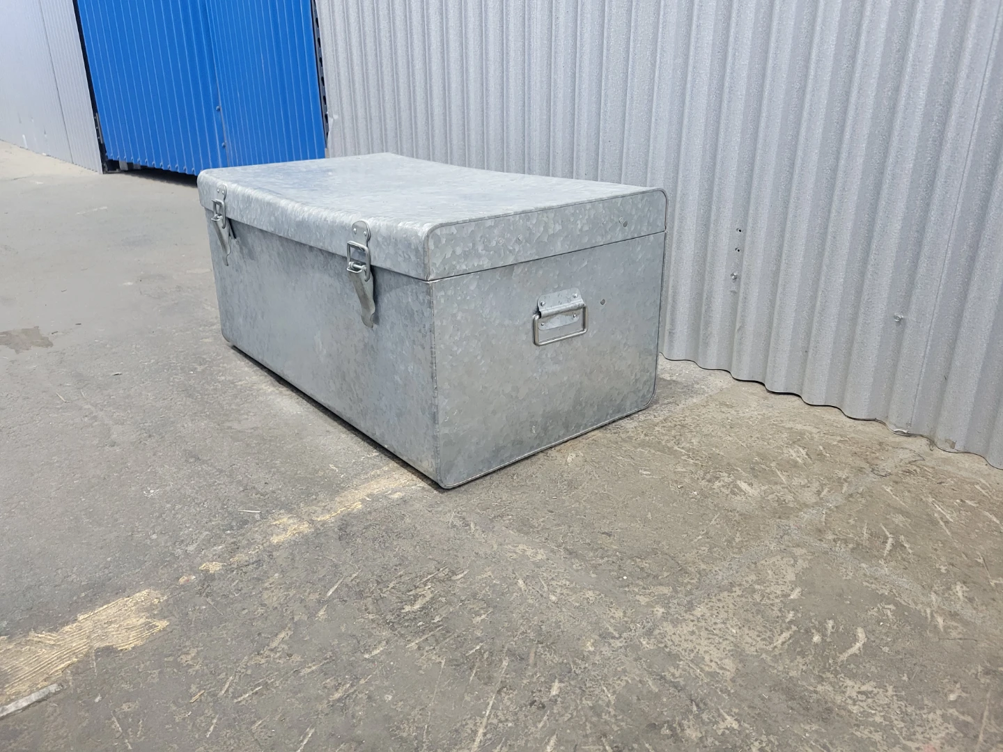 Galvanized Metal Storage Trunk Box - photo 3