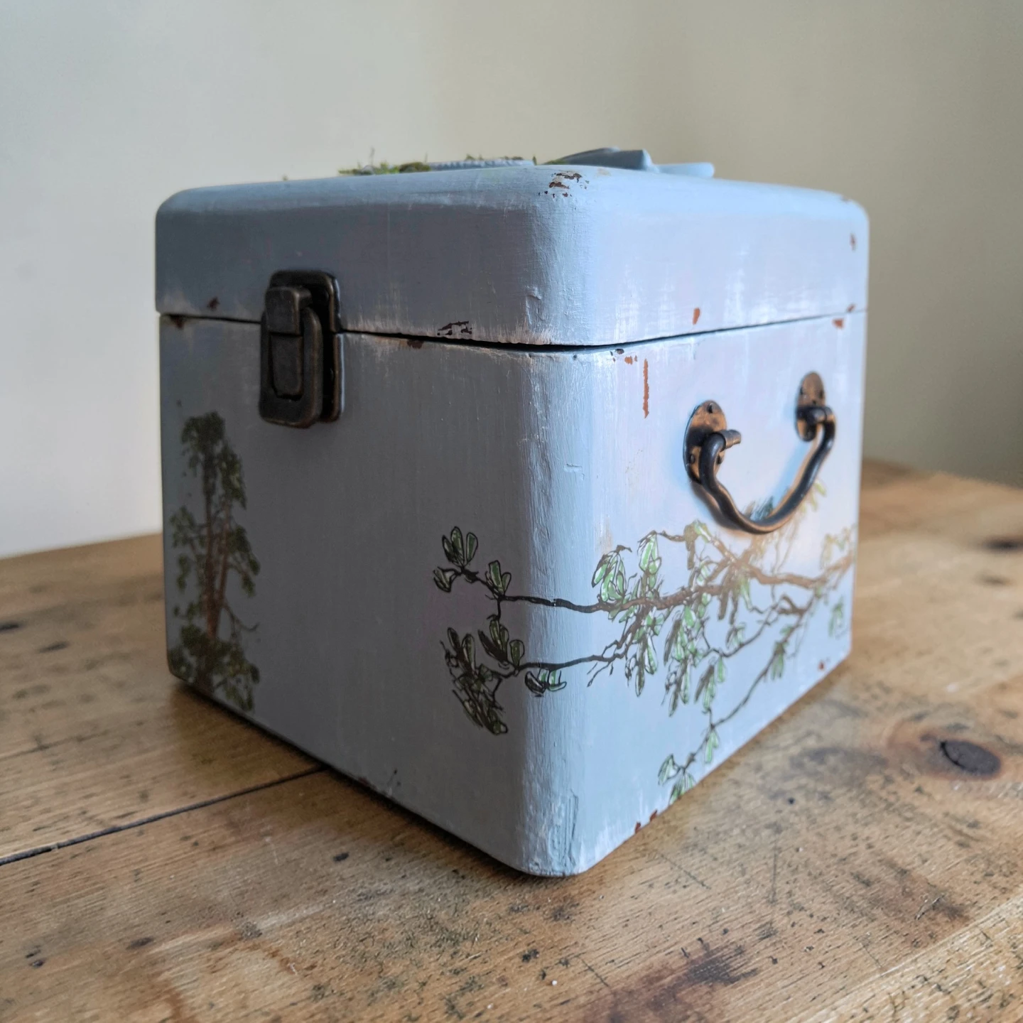 Decorative Keepsake Box - photo 2