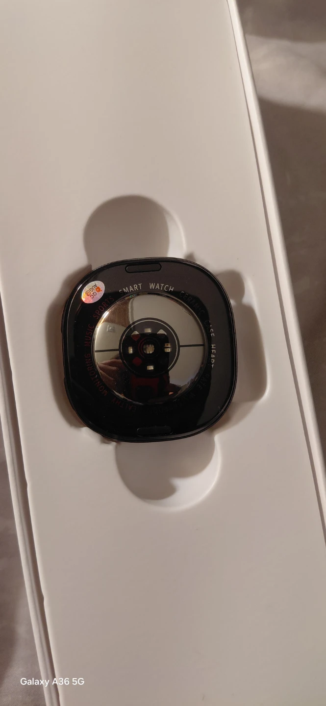 Smart Watch 8 with Black Band and Charger - photo 3