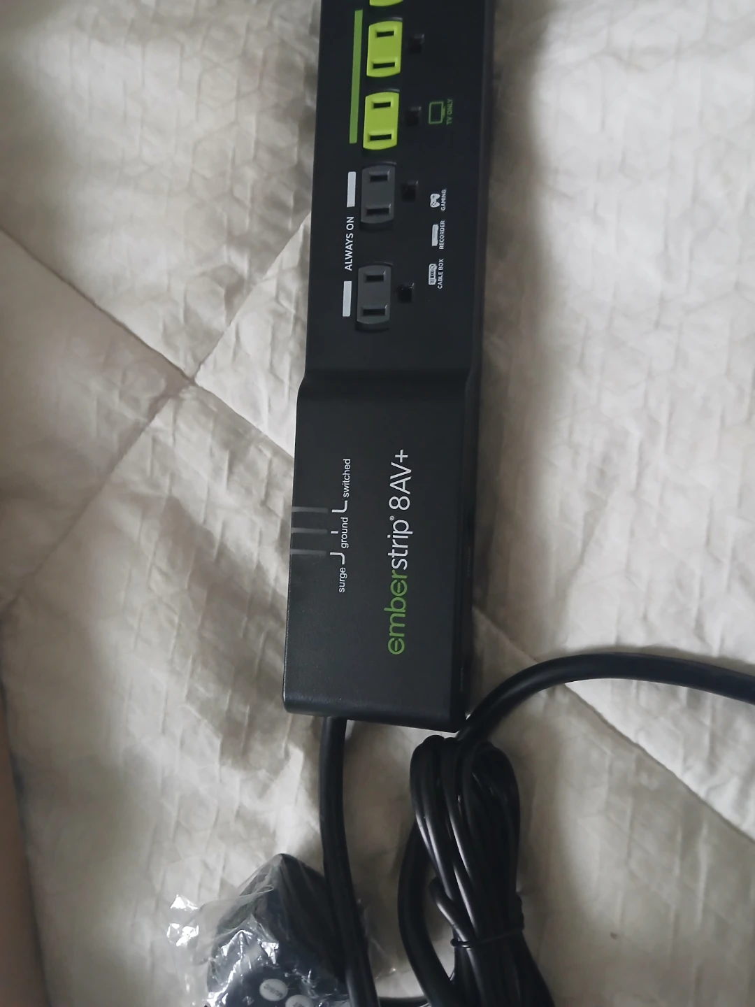 Embertec Emberstrip 8AV+ Surge Protector