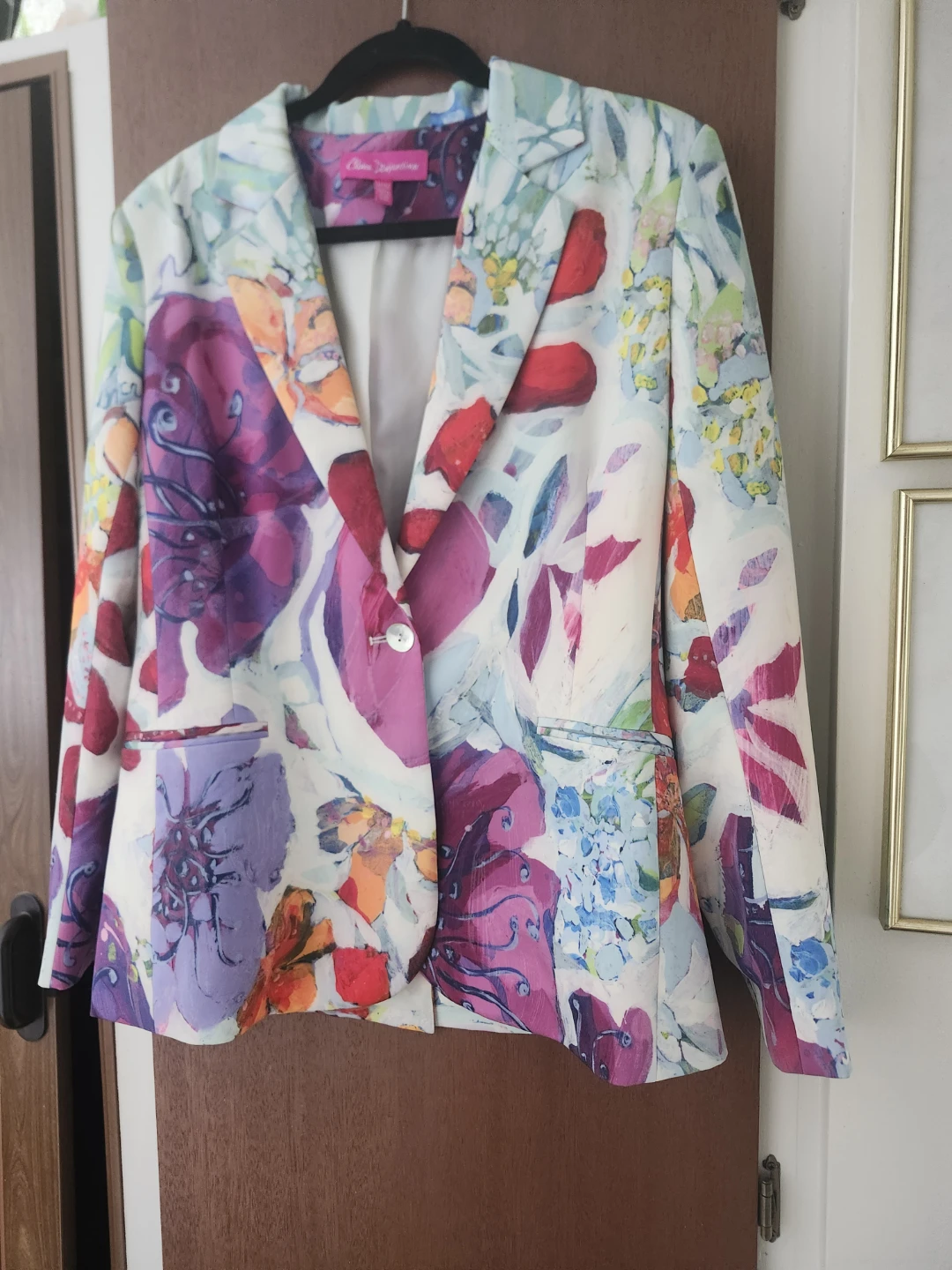 Claire Desjardins Floral Blazer