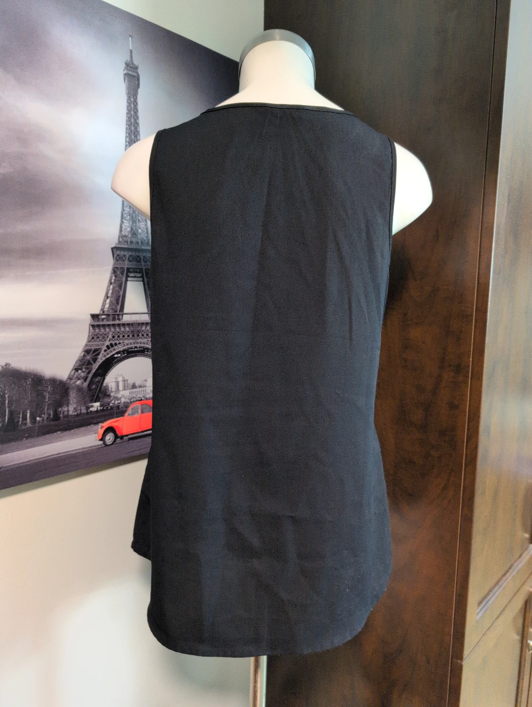 Le Chateau Black Sleeveless Tank Top - Size S/P - photo 3