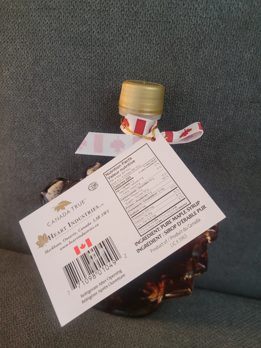 Canada True Maple Syrup 250 mL Leaf Bottle - photo 2