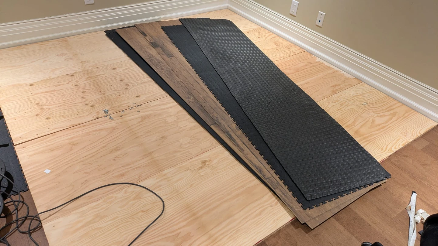 Interlocking Floor Mats and Wood Laminate
