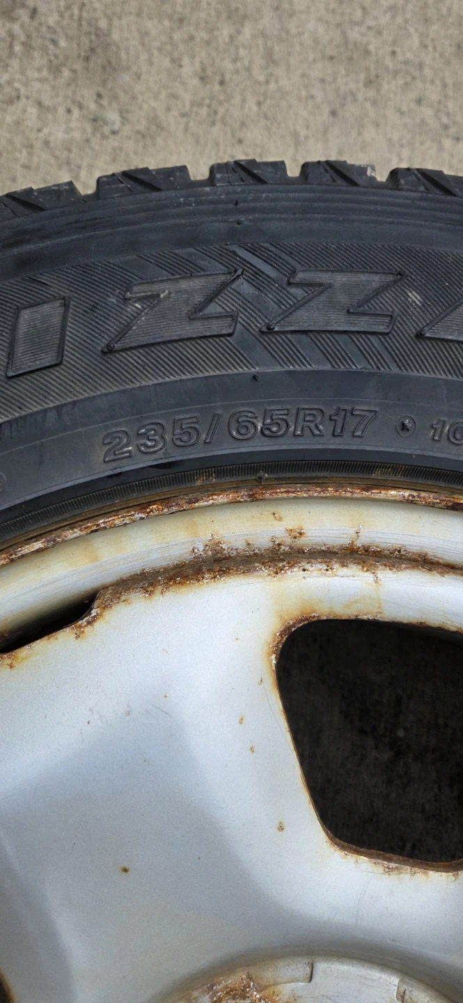 Bridgestone Blizzak Snow Tires - 235/65R17 - photo 2