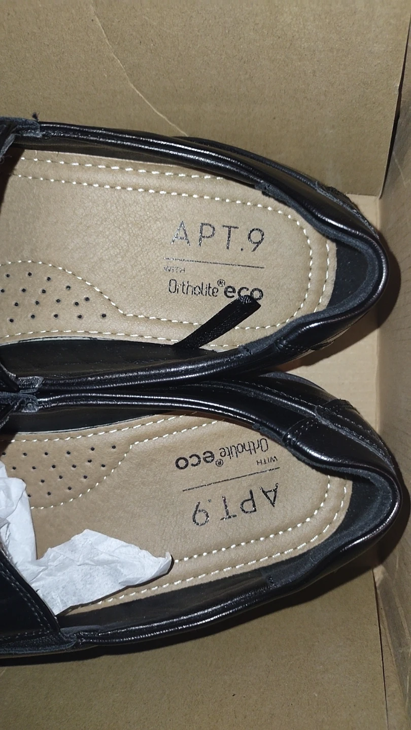APT. 8.5  Men's Black Loafer Shoes