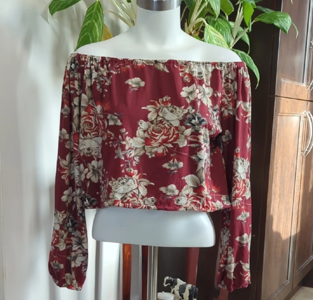 Fashion Nova Off-the-Shoulder Floral Crop Top - Size M