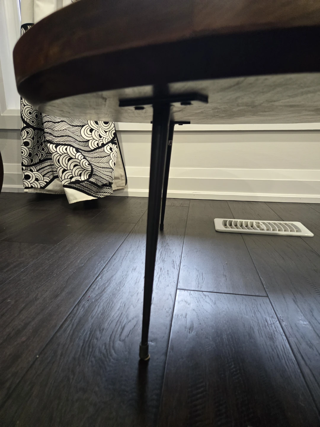 Wooden Tray Coffee Table - photo 3