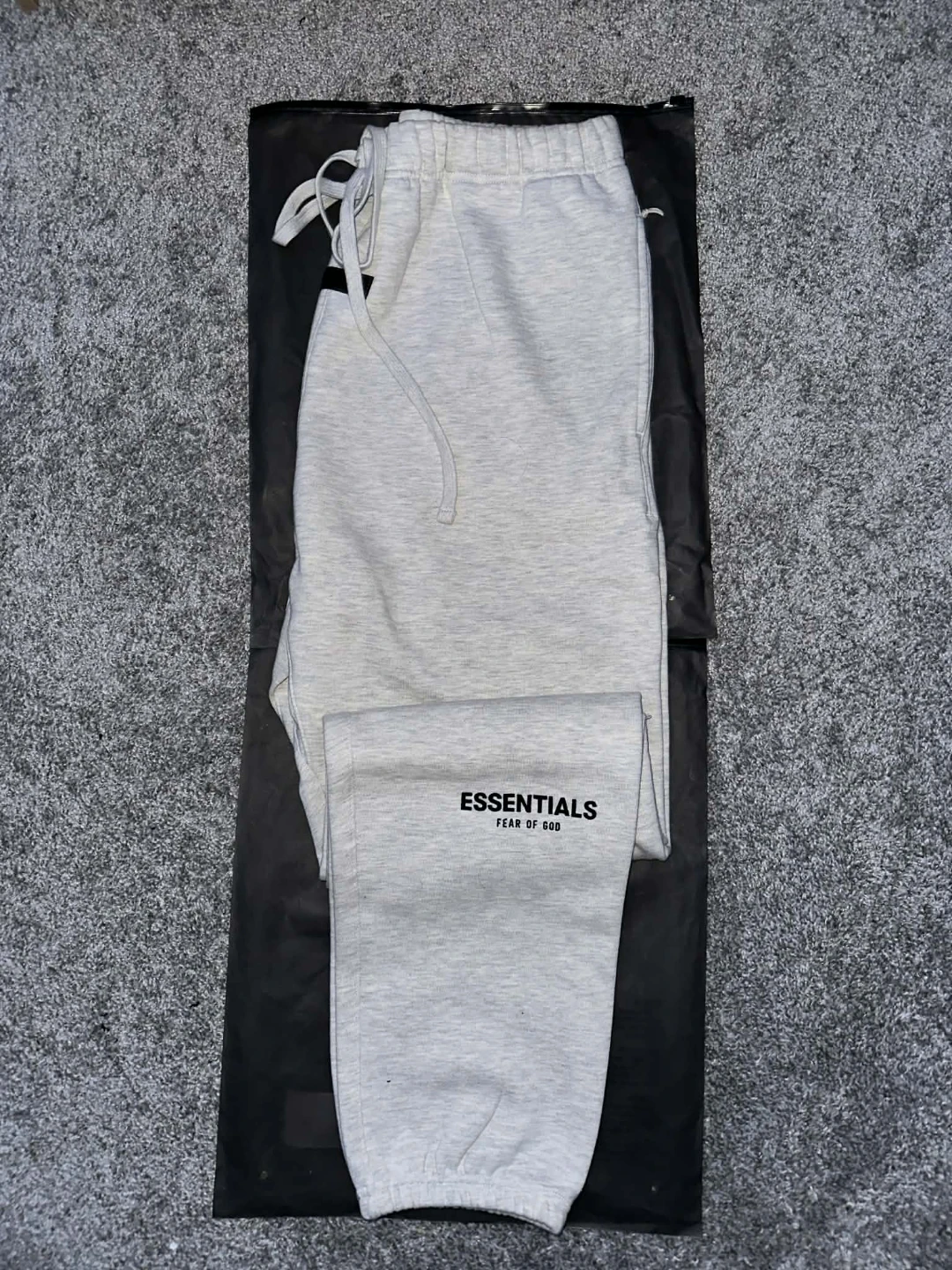 Fear of God Essentials Sweatpants Heather Grey - photo 3