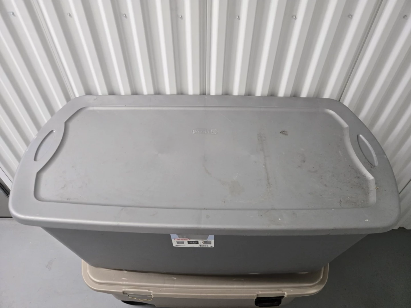 Sterilite 50 Gallon Storage Bin - photo 3