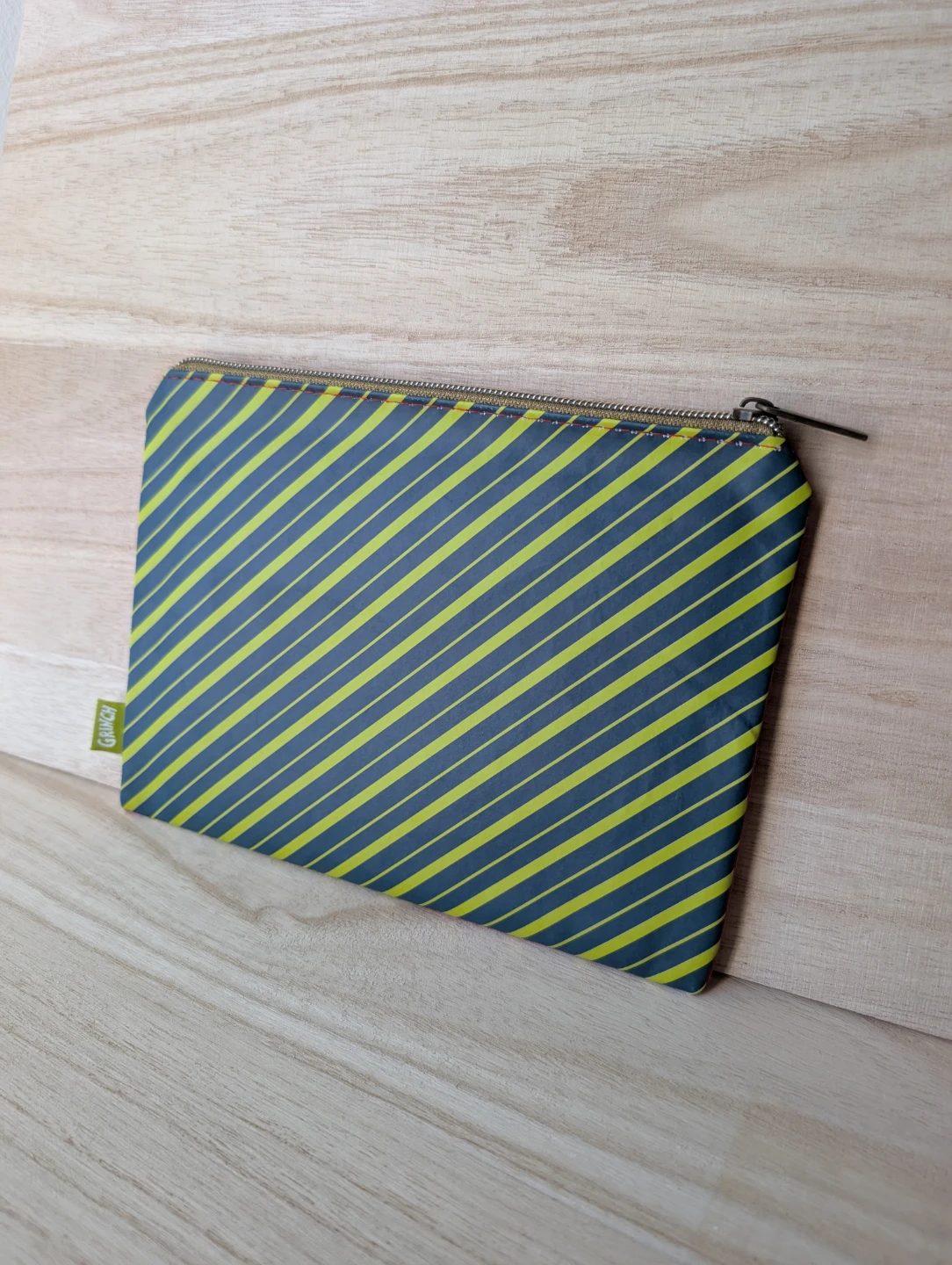 The Grinch Cosmetic Bag, new - photo 3