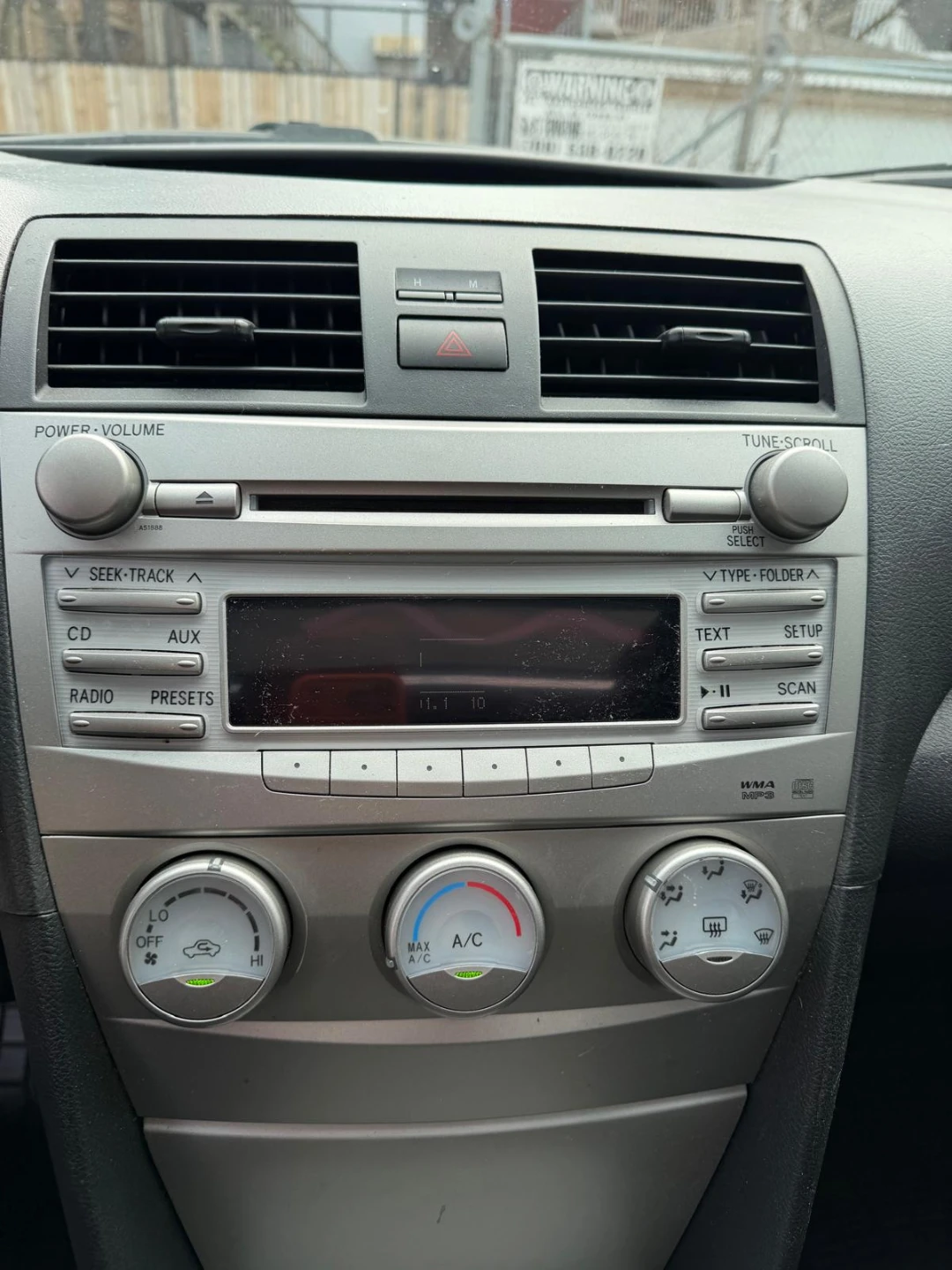 -2011 Toyota Camry Sedan - photo 3