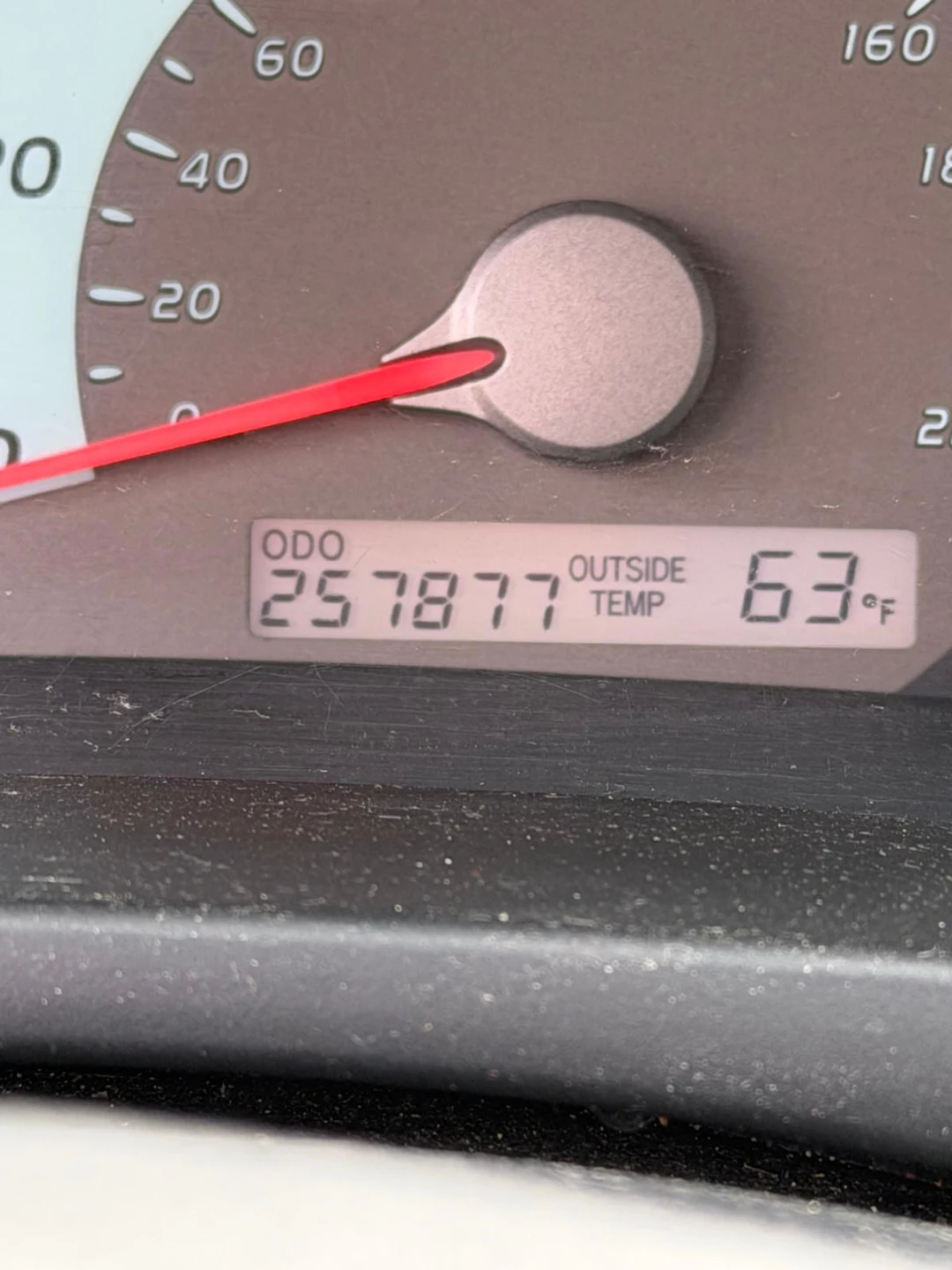 -2011 Toyota Camry Sedan - photo 5