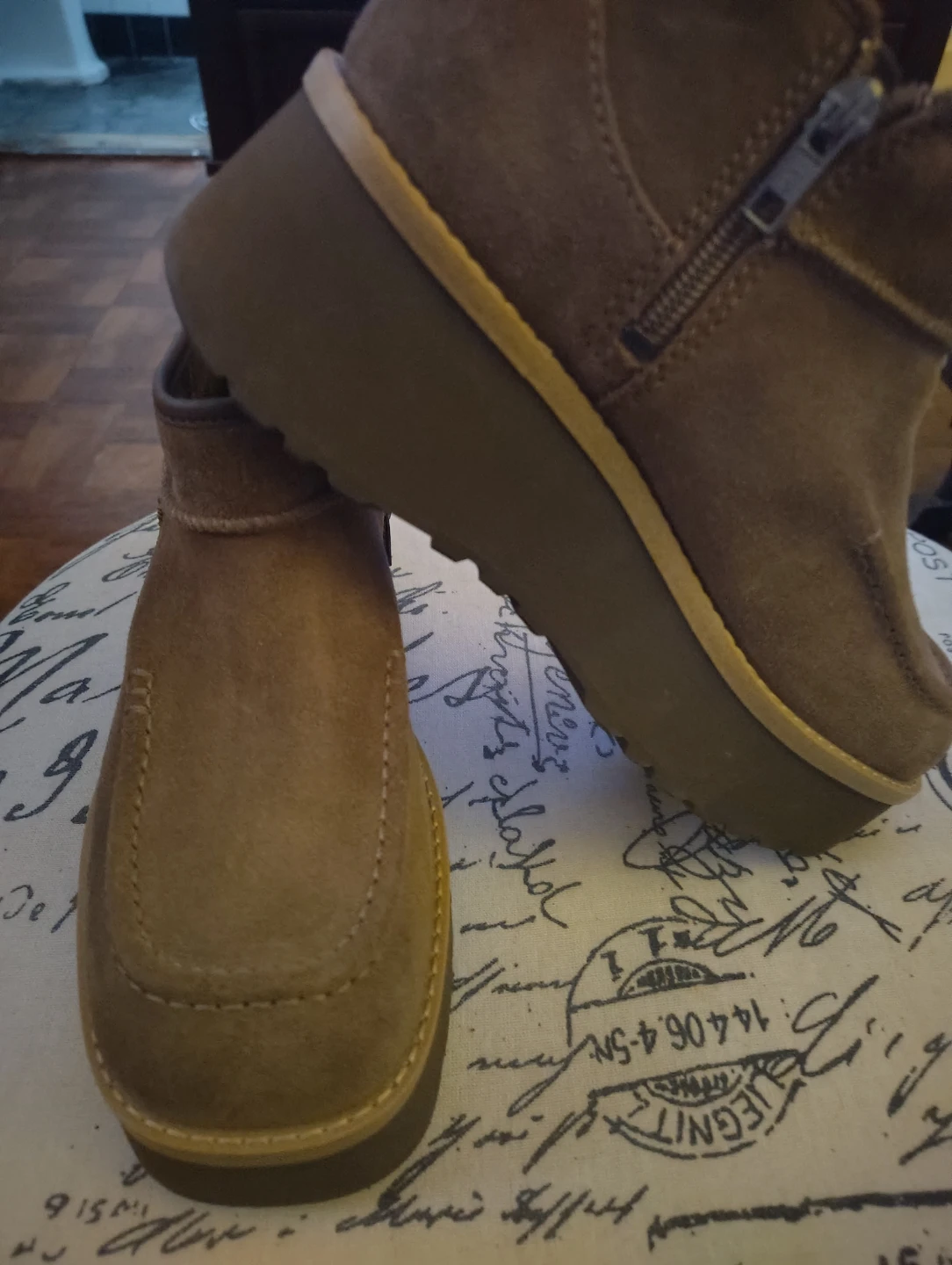 Ugg Brown Suede Platform Ankle Boots - photo 5