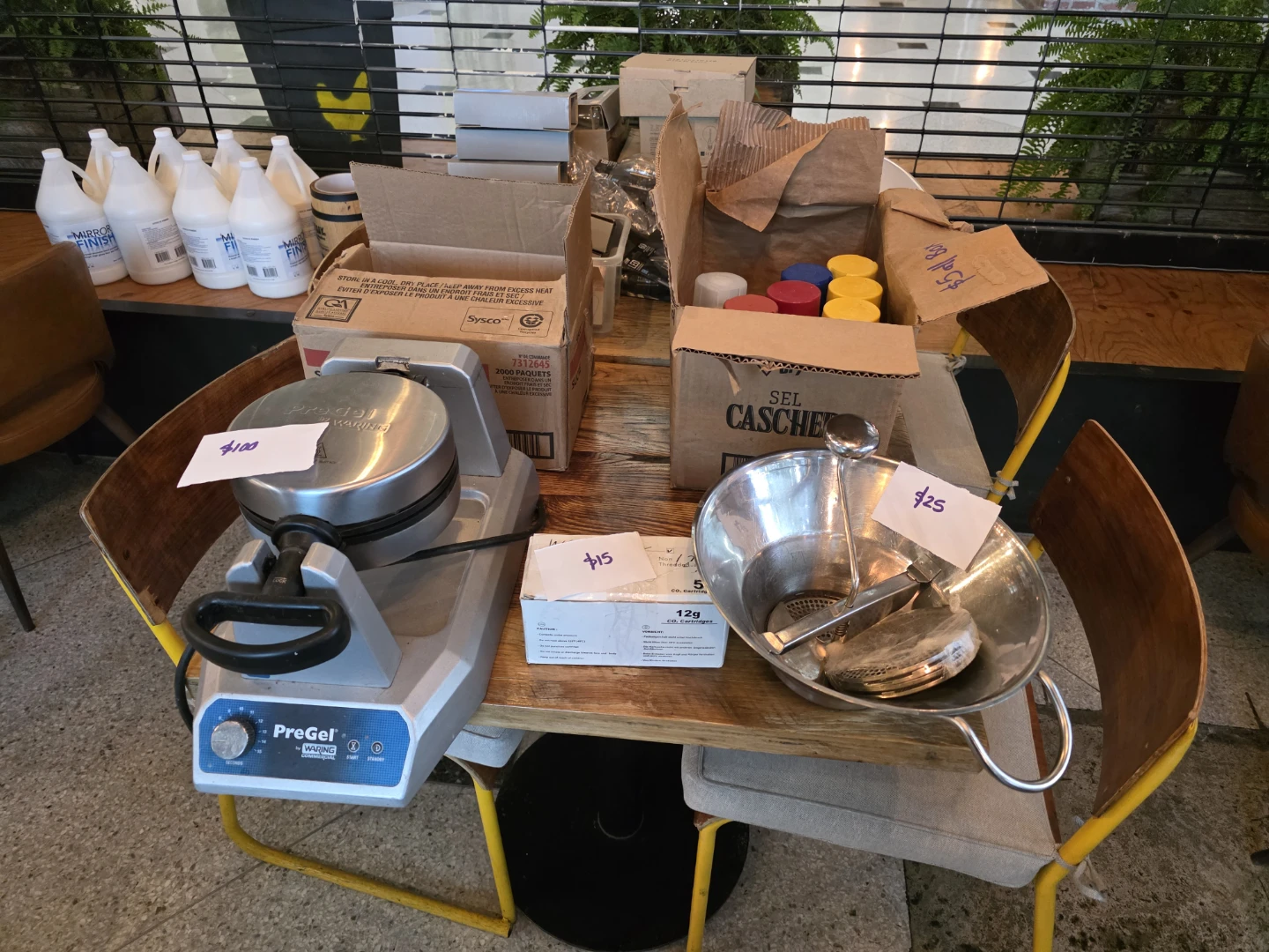 Joe Bird Restaurant closing sale!! - photo 3
