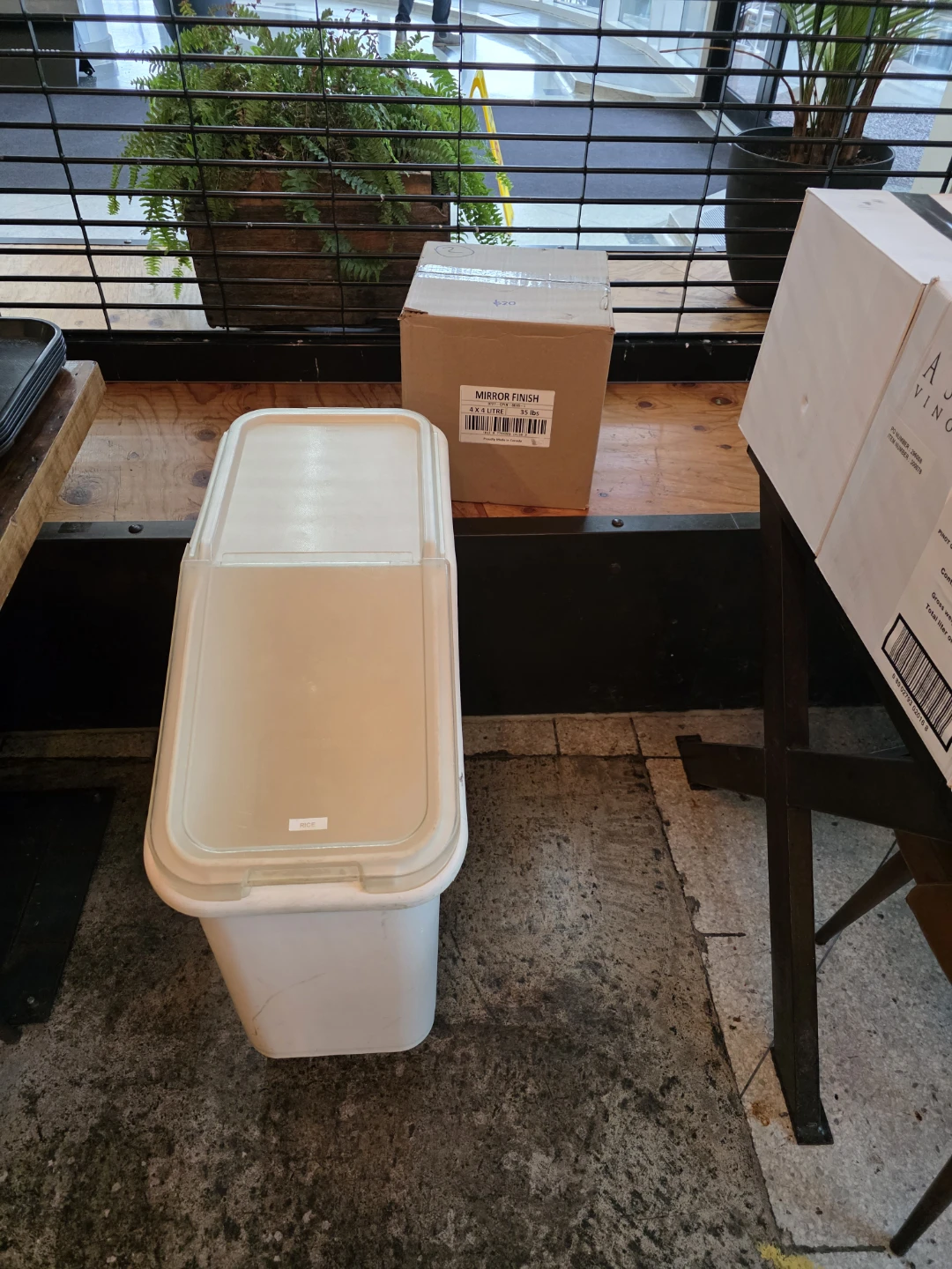 Joe Bird Restaurant closing sale!! - photo 5
