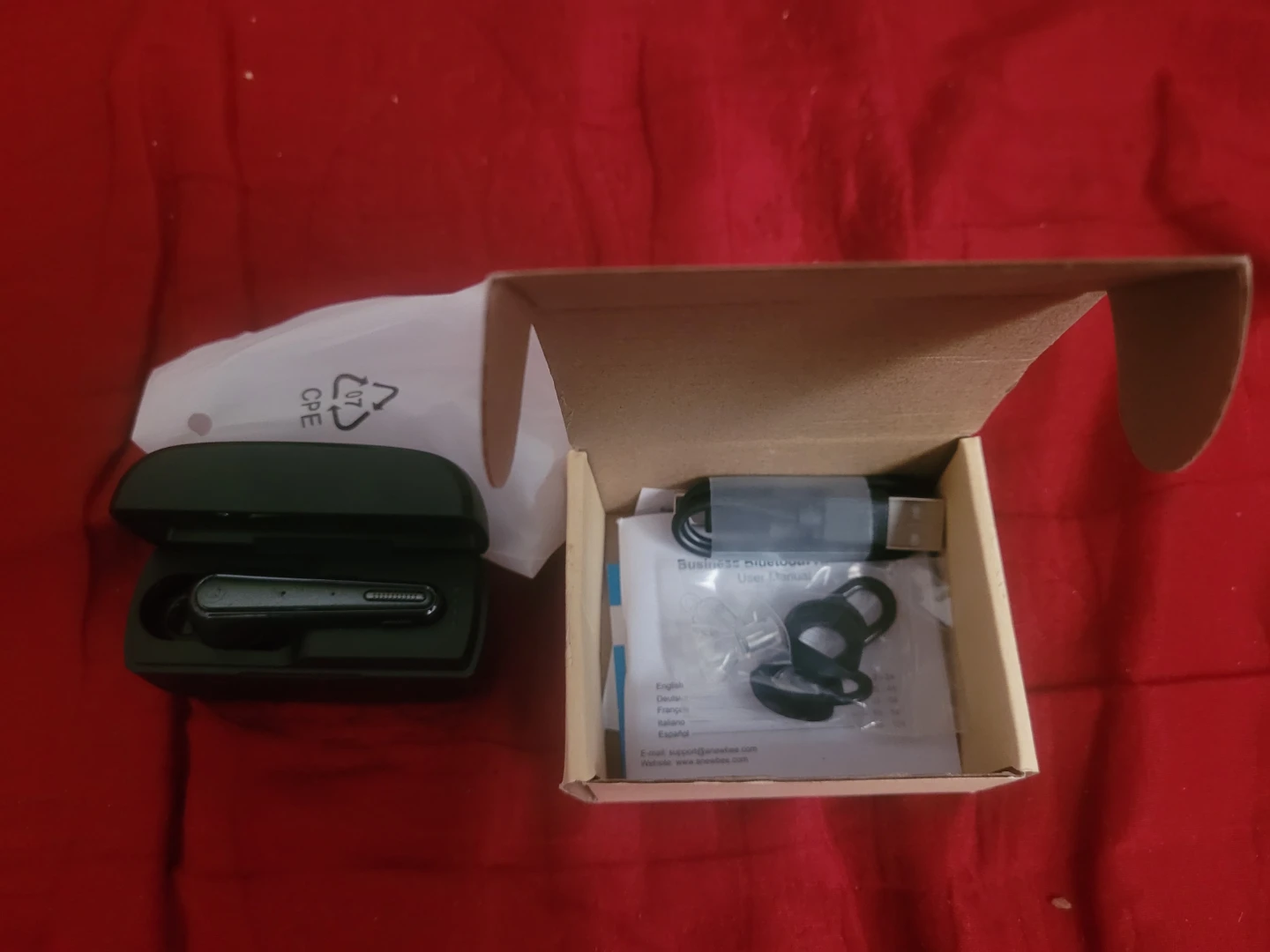 NEW/OPEN BOX NewBee M52 Bluetooth 5.1 Wireless Headset - photo 2