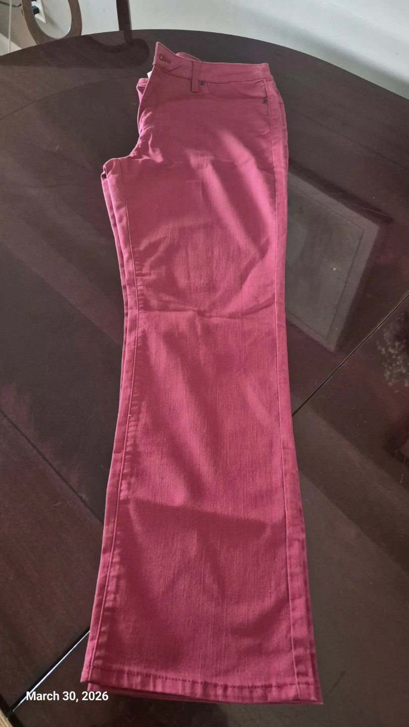 Santana Women's Flared Jeans - Size 14x32 - photo 2