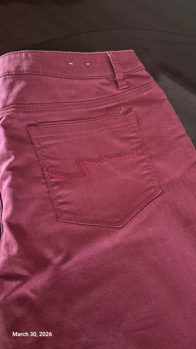 Santana Women's Flared Jeans - Size 14x32 - photo 3