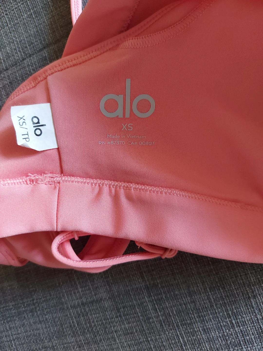Alo Yoga Sports Bra XS Pink - photo 3