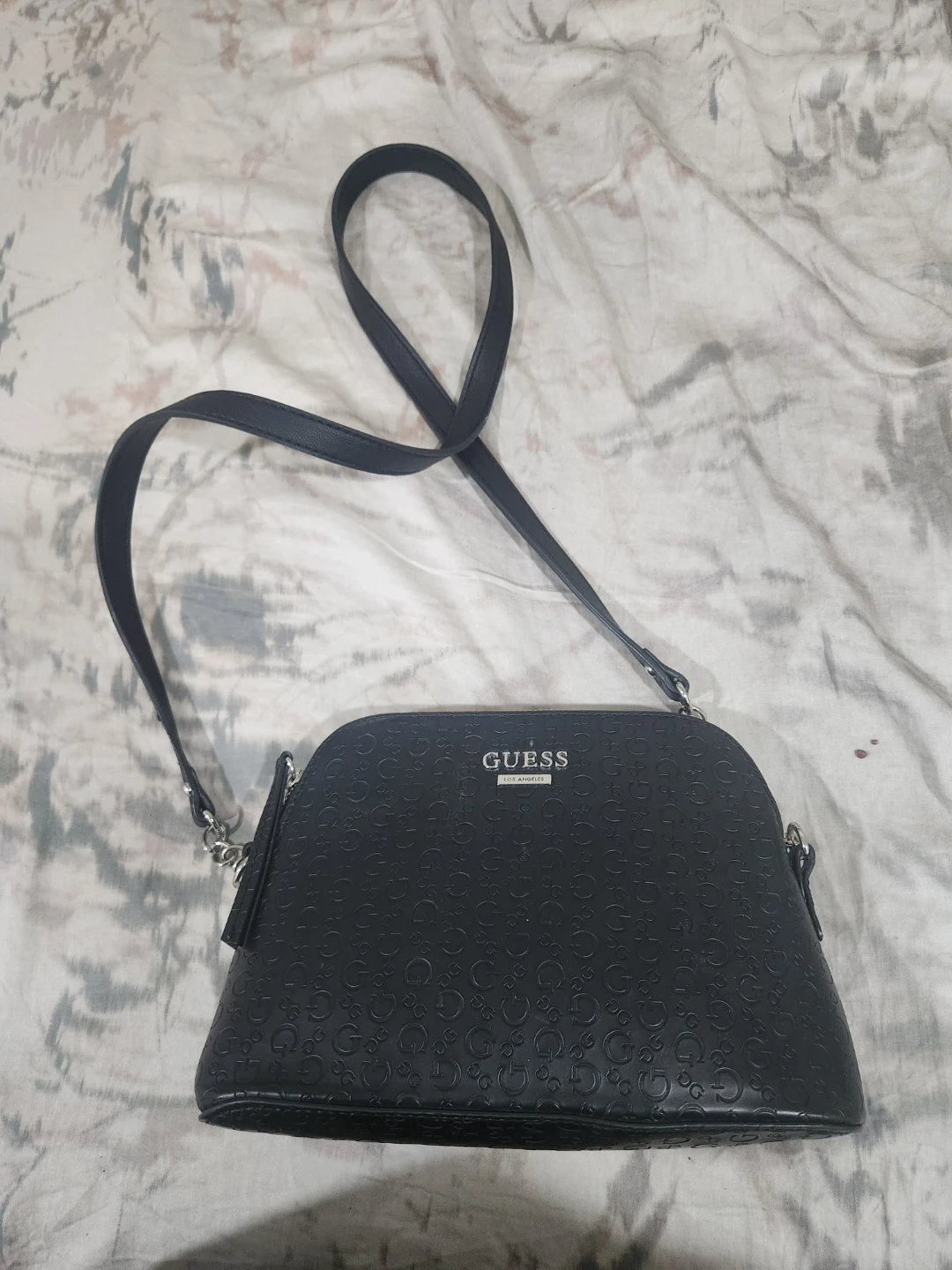 Black Guess crossbody purse🧡