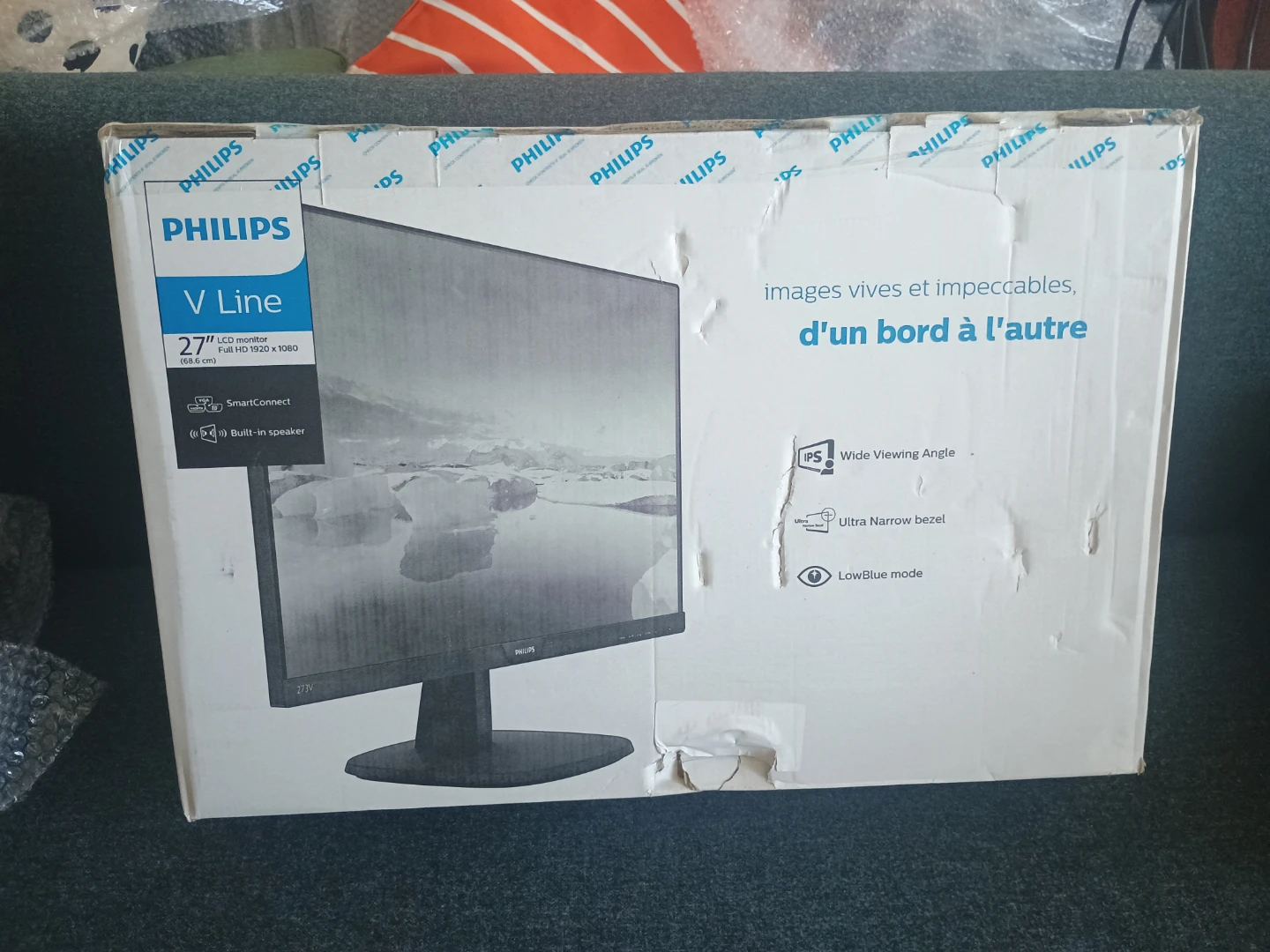 Philips V Line 27" Full HD LCD Monitor (273V7), 3 available
