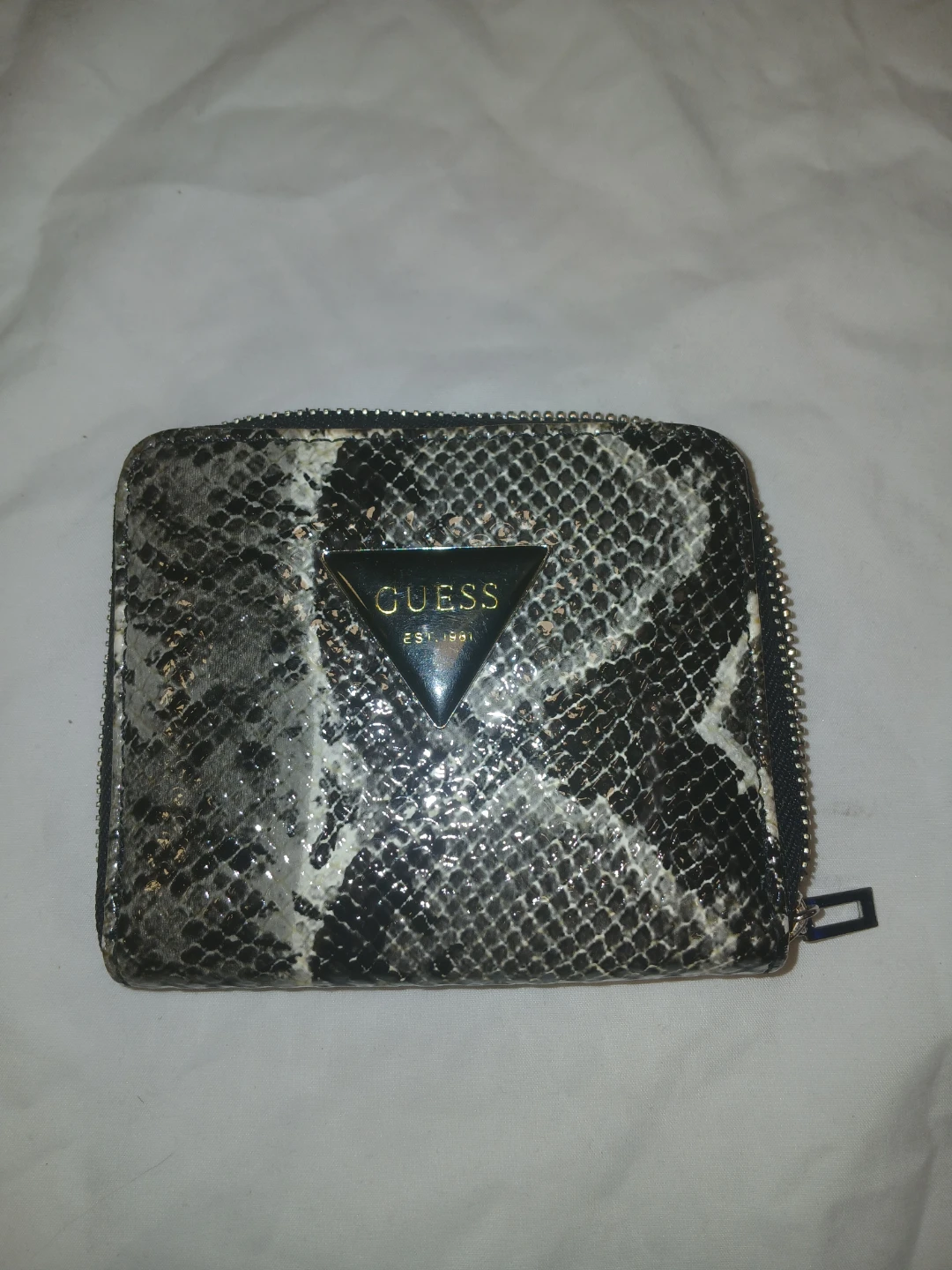 GUESS Snake Print Zip Around Wallet 🥕