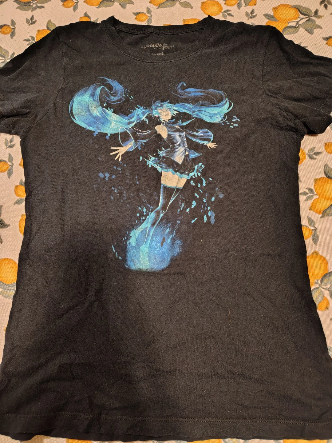 Vocaloid Hatsune Miku T-Shirt - xs