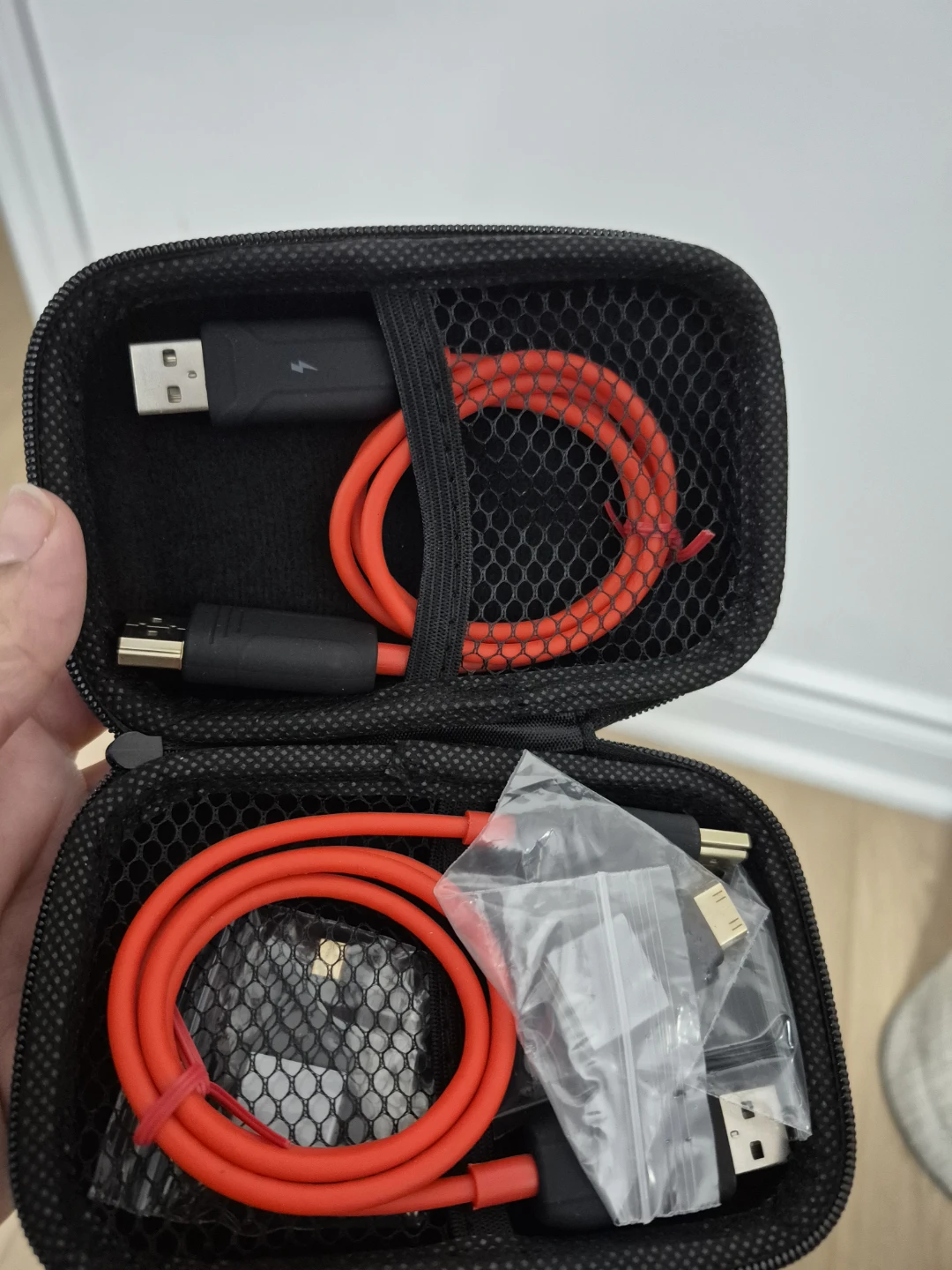 Wireless HDMI Mirror Transmitter and Receiver Cable - photo 2
