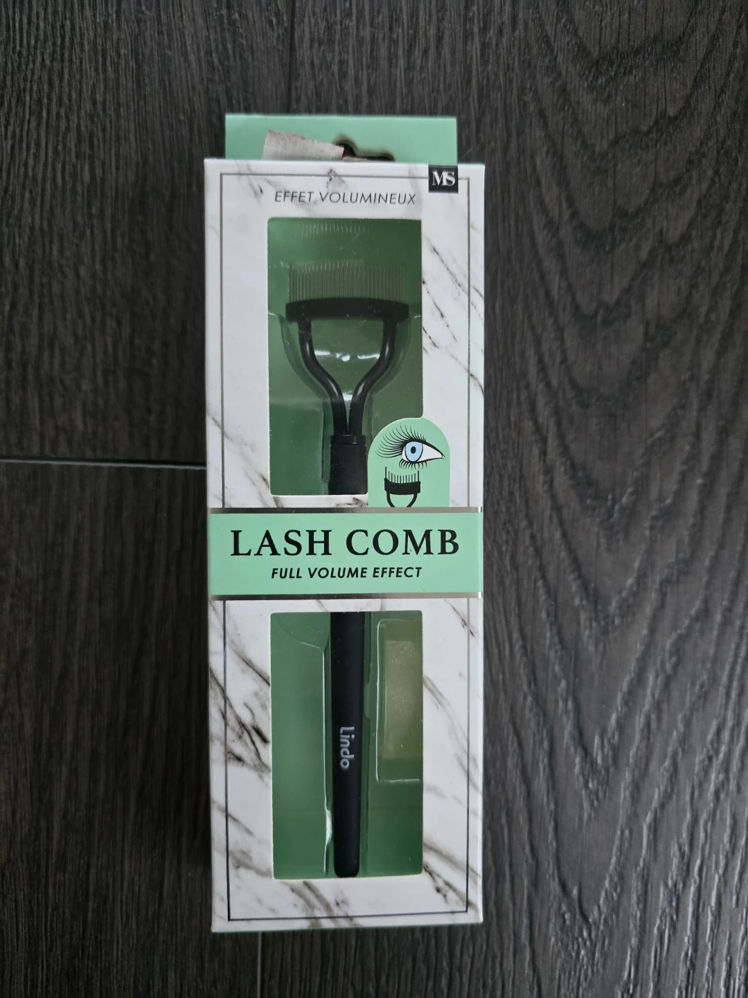 Lash comb