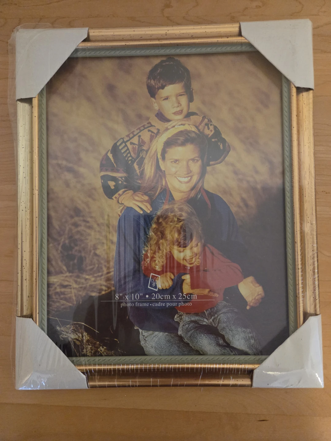 Three Gold Picture Frame 8" x 10" - New in Plastic - photo 2