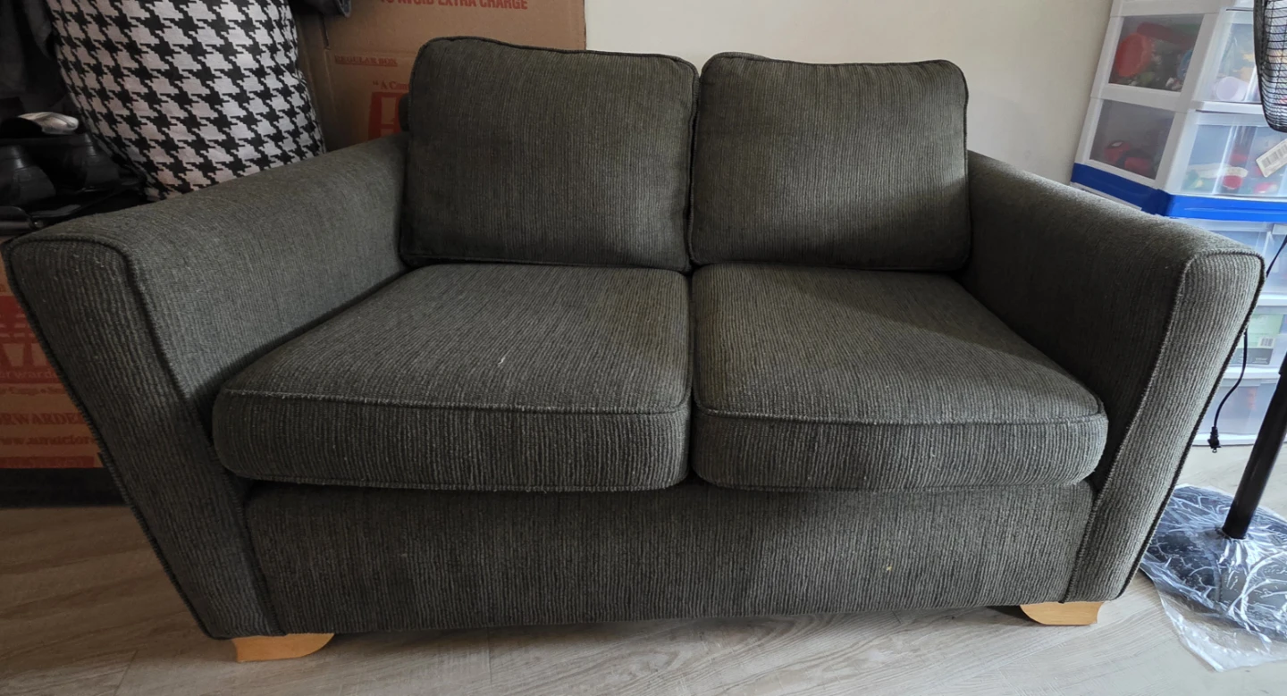 🥕Two seater couch - photo 3