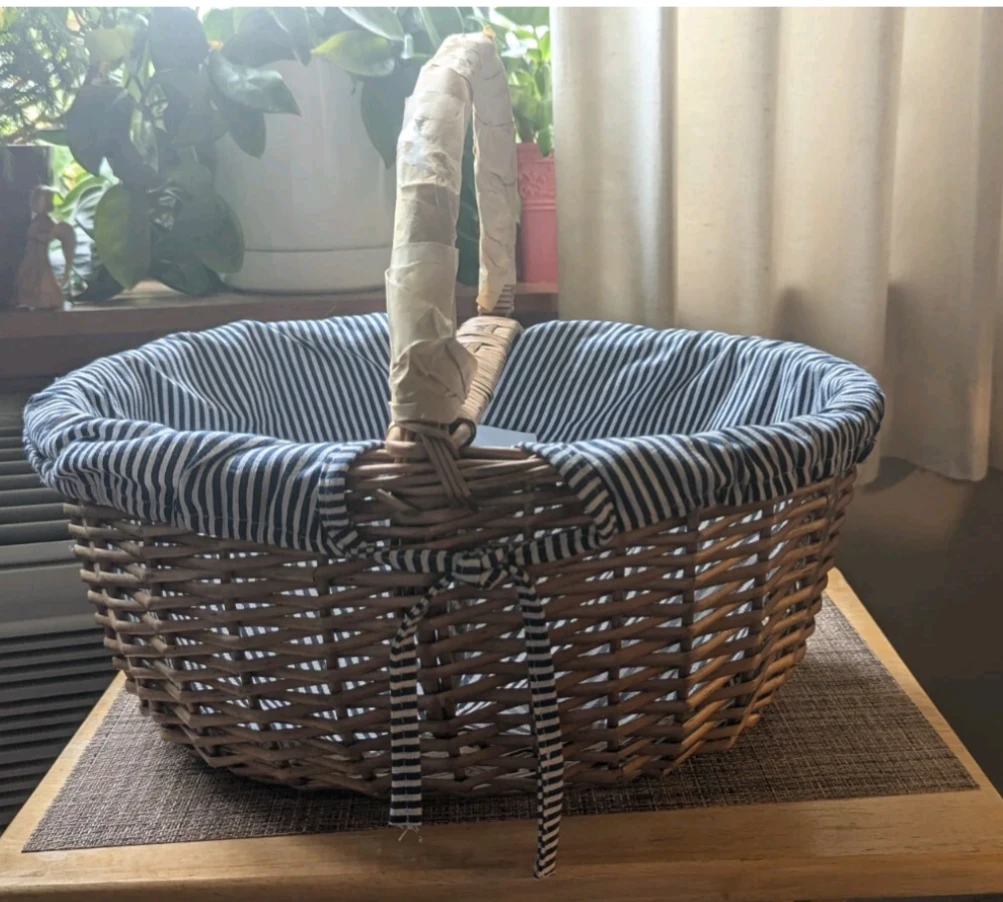 Large 21" Lined Basket Many Artificial Flowers 🧡 - photo 2