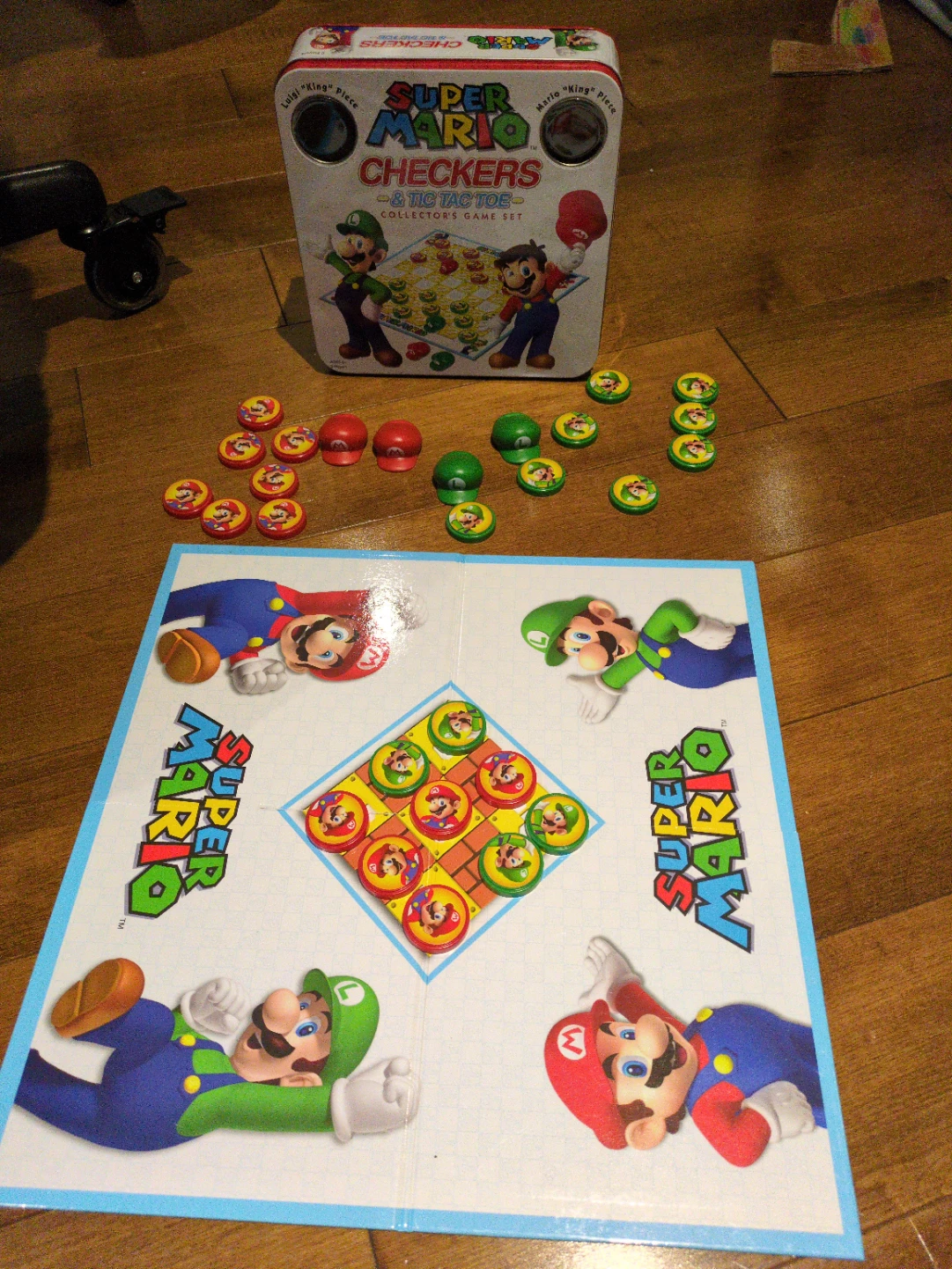 Super Mario Checkers & Tic Tac Toe Collector's Game Set - photo 2
