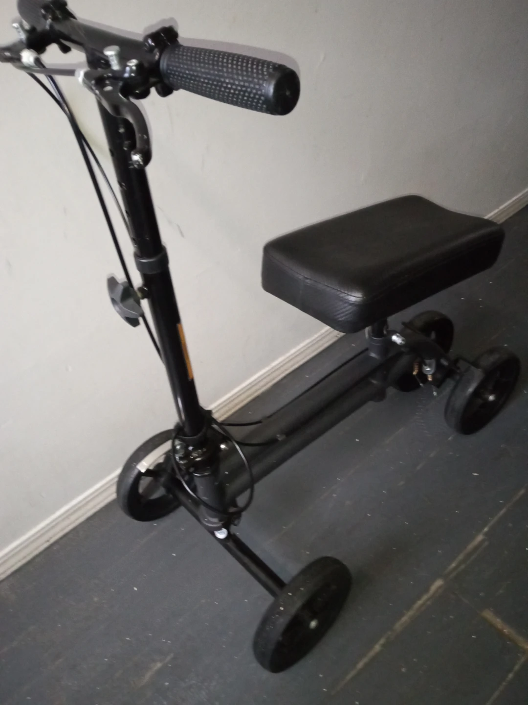 Black Knee Scooter Walker - photo 4