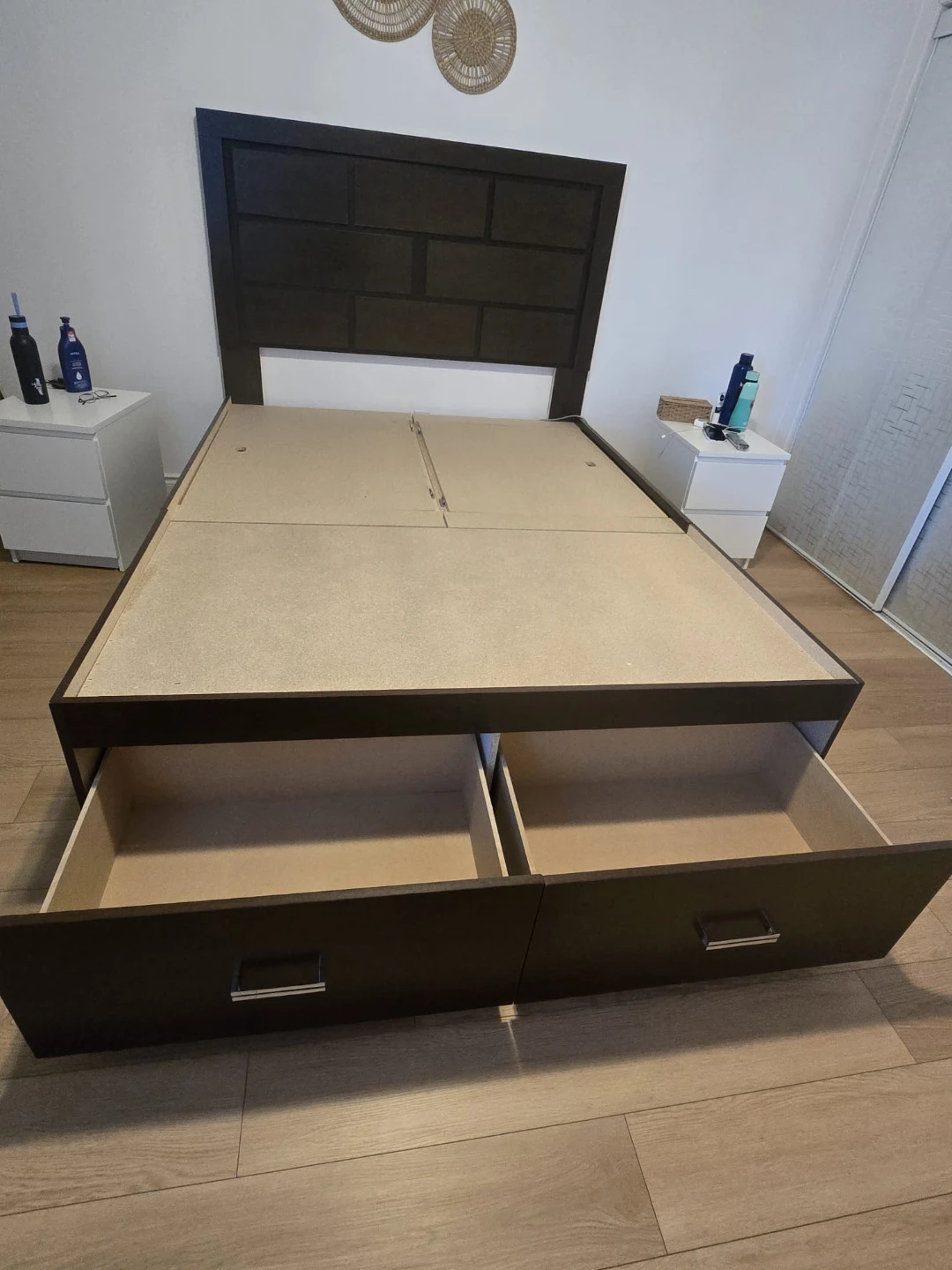 Queen Storage Bed with Headboard - photo 2