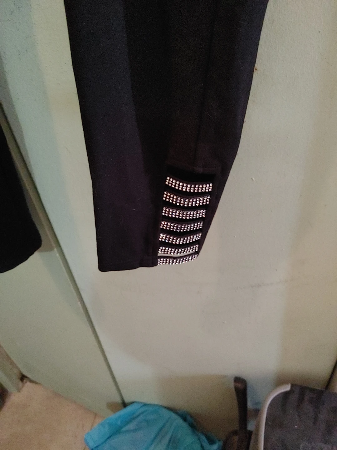 Luxe Slims Leggings XL (18-20) Black with Rhinestone Detail - photo 2