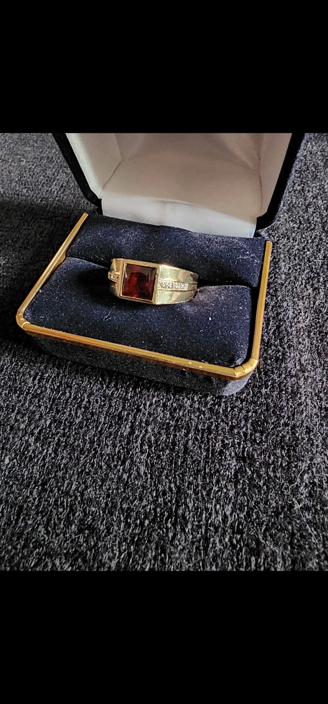 10k Gold Solitaire Ring - photo 2