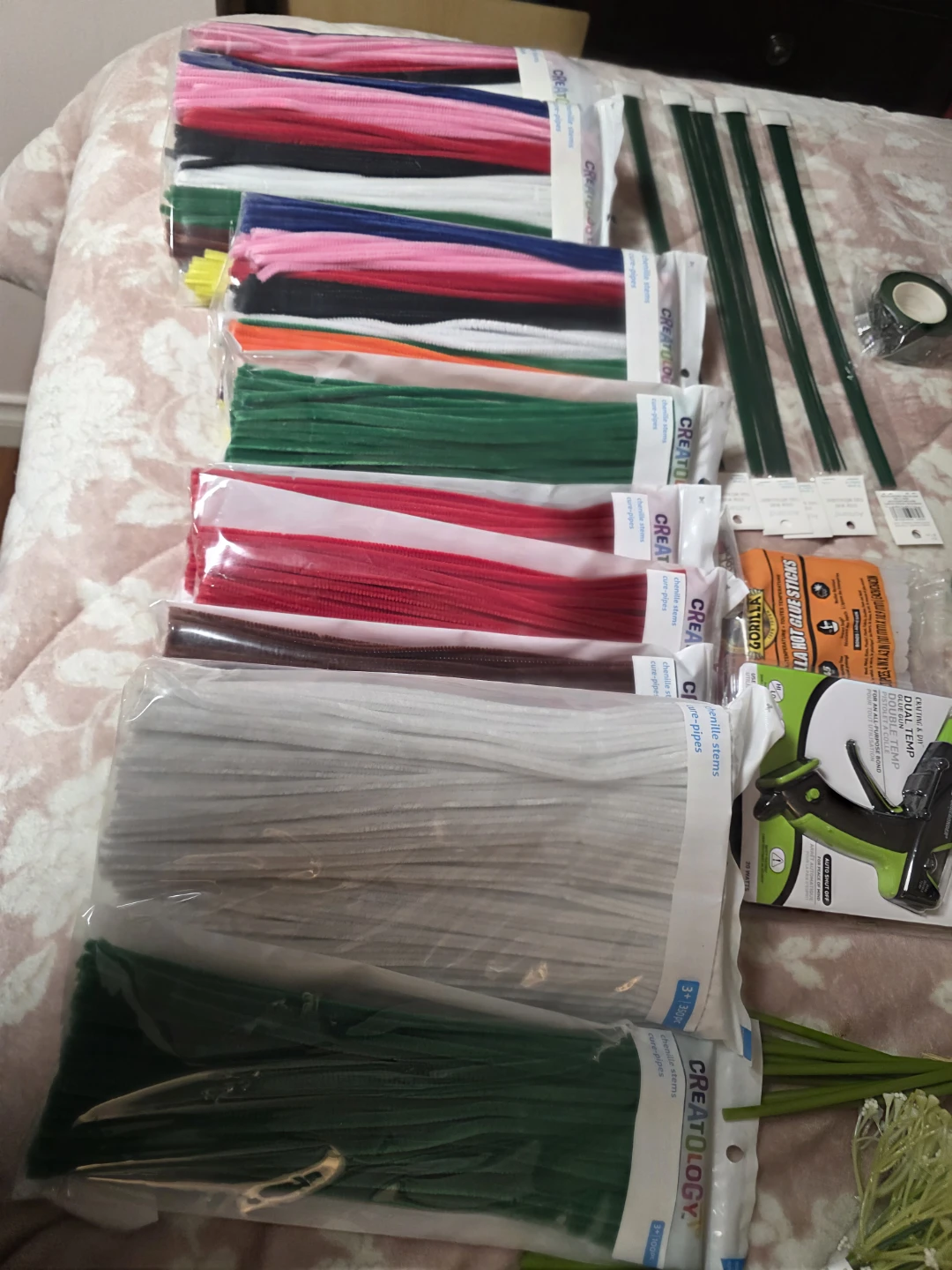 Craft Supplies Bundle: Pipe Cleaners, Floral Wire, Glue Gun - photo 2