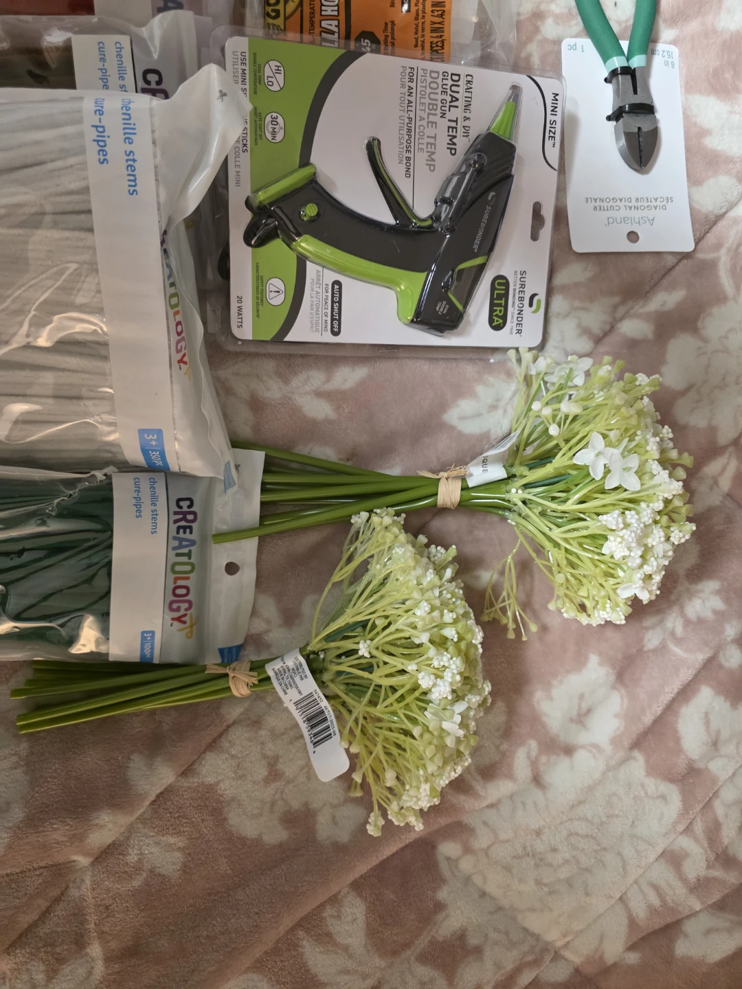 Craft Supplies Bundle: Pipe Cleaners, Floral Wire, Glue Gun - photo 4